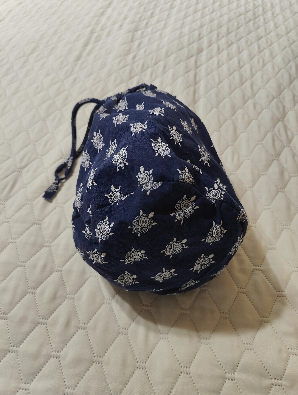 Vera Bradley Drawstring Toiletry Ditty Bag - Picture 5 of 7
